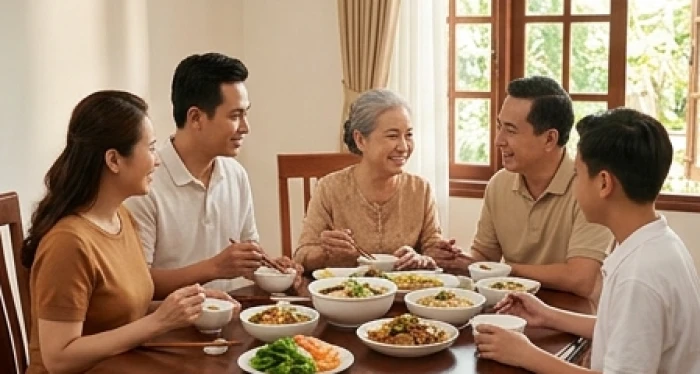 Bữa cơm gia đình đoàn tụ ấm cúng thể hiện sự khéo léo quán xuyến tổ ấm của nữ mạng Kỷ Sửu